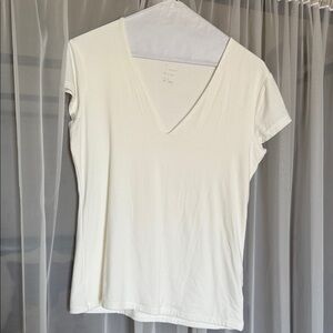 Target Women's Short Sleeve V-Neck White Tee